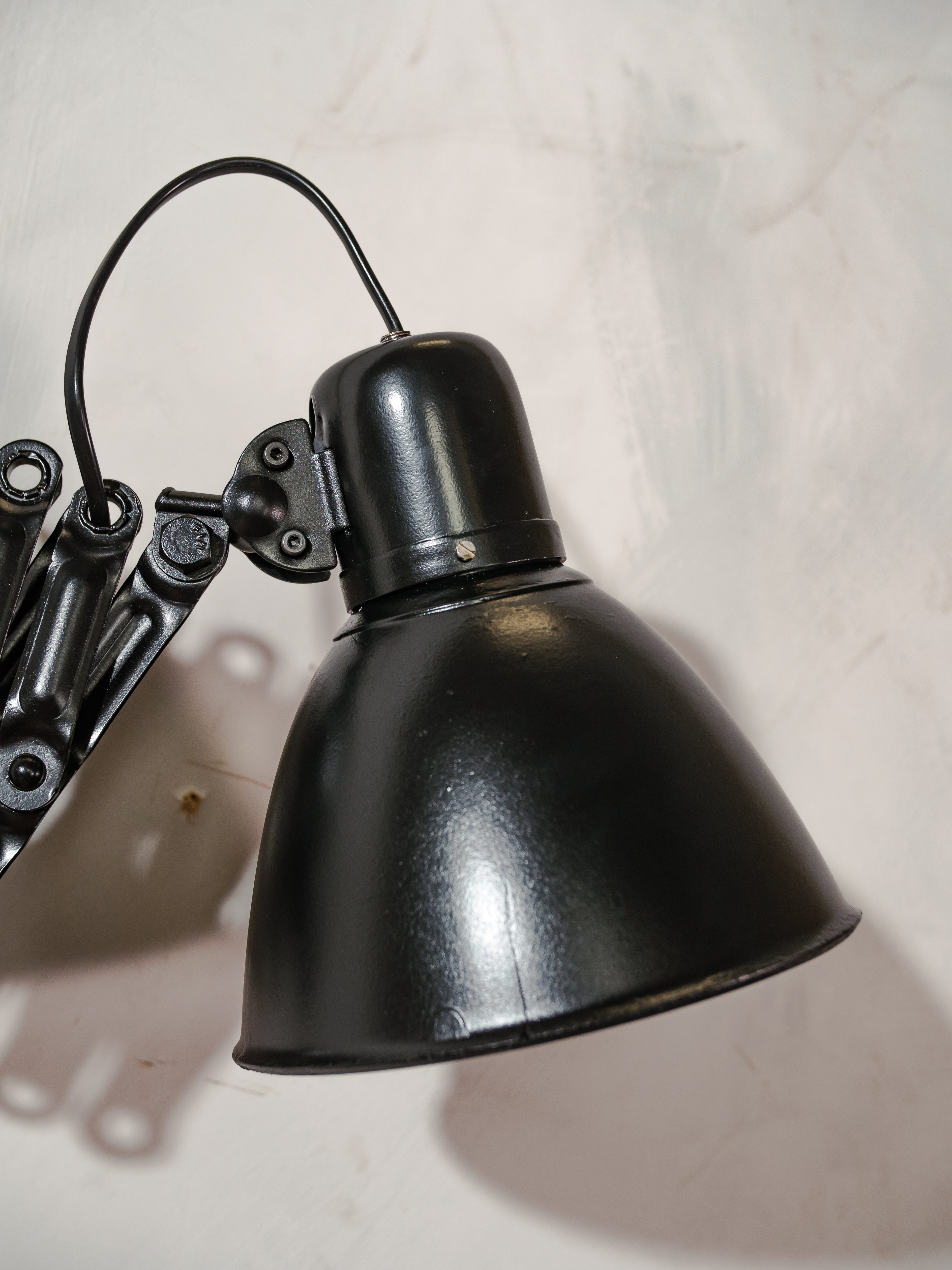 1940s Reif Dresden Scissor Lamp, Renovated Bauhaus Wall Light, Black Industrial Adjustable Lamp with Bakelite Shade, Rare Vintage Lighting