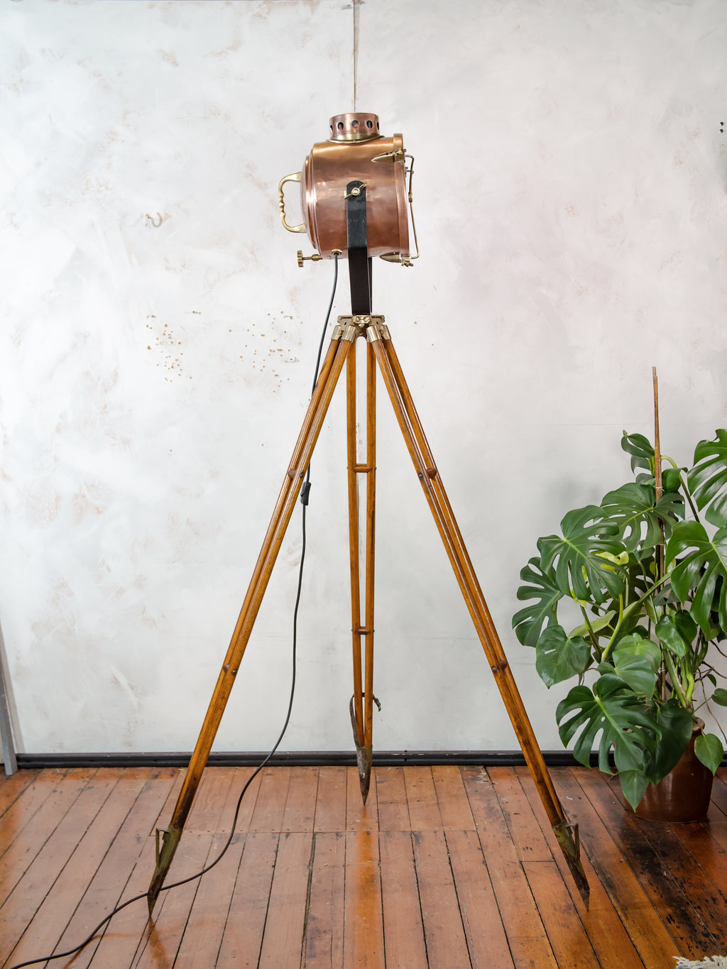 Antique Francis Bolton Searchlight 1930s, Copper and Brass Spotlight on Classic wooden Tripod,Ship lamp Nautical home decor