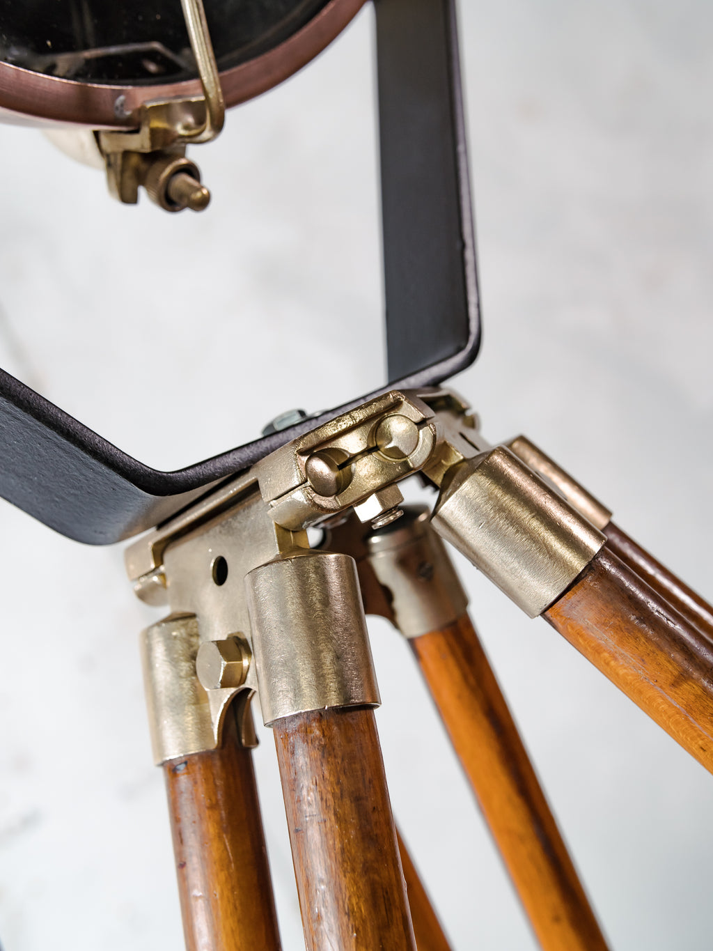 Antique Francis Bolton Searchlight 1930s, Copper and Brass Spotlight on Classic wooden Tripod,Ship lamp Nautical home decor