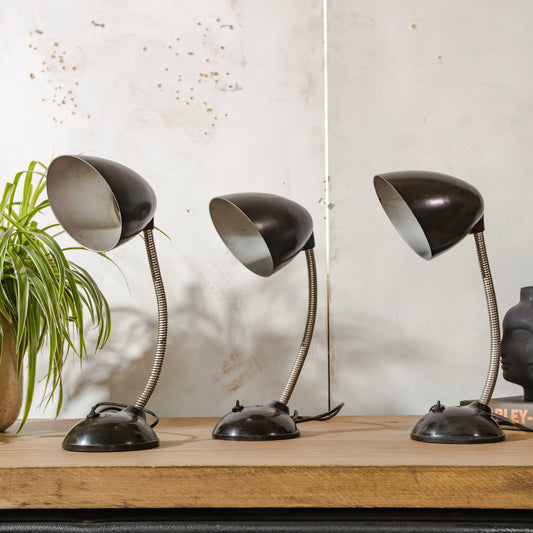 Vintage Eric Kirkman Cole bakelieten lamp, model 11105, Bauhaus bureaulamp uit de jaren 50, verstelbare zwanenhals tafel, designverlichting