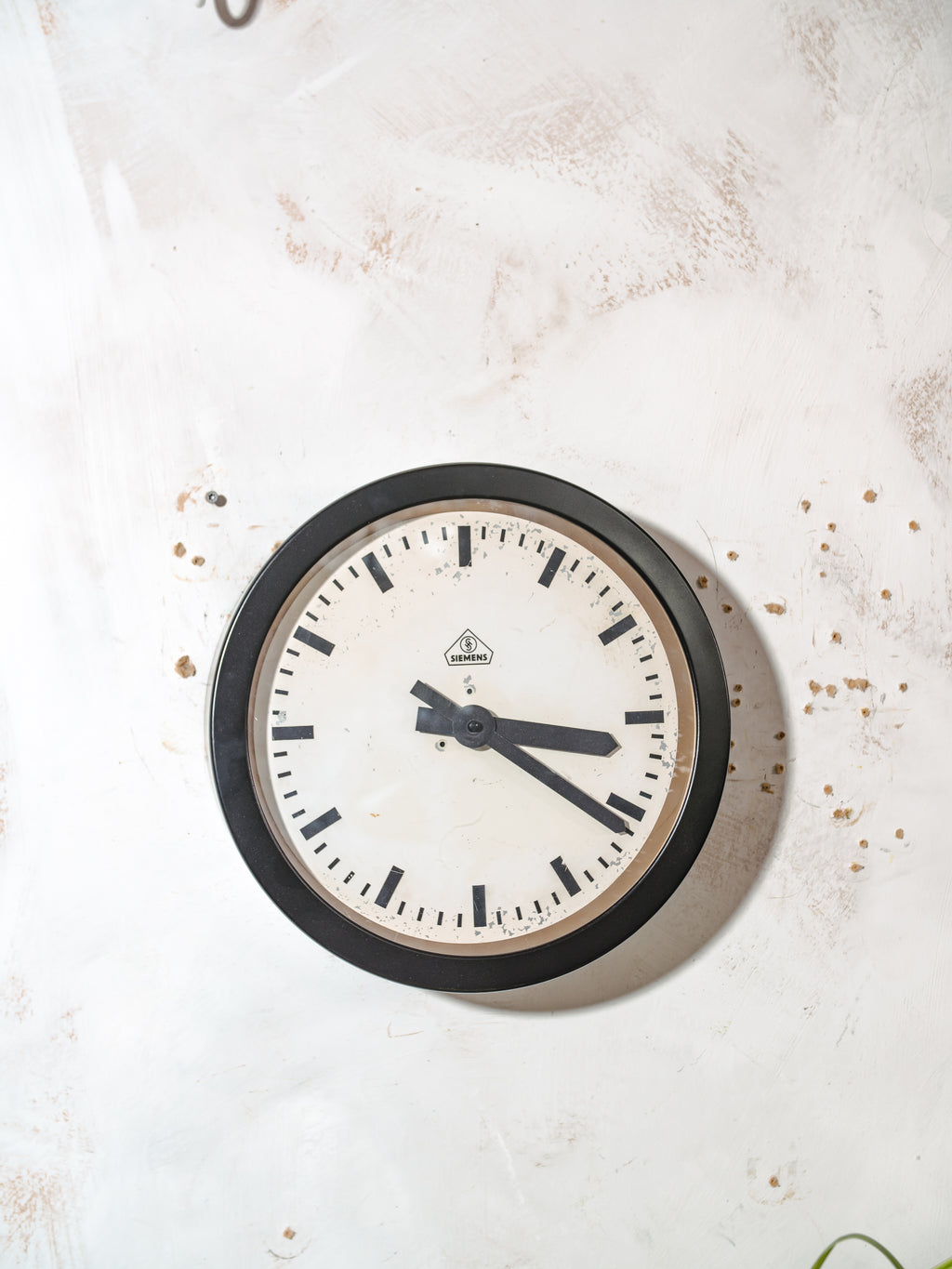 1930s Small Station Clock by Siemens, Ø30 CM, Satin Black Industrial Factory Clock, Converted to Quartz mechanism