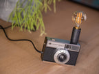 Vintage cameralamp, Agfa Isomat Rapid C jaren 60 camera kinderbedlamp, oude fotocamera tafellamp, cadeau fotograaf, foto bureaulamp