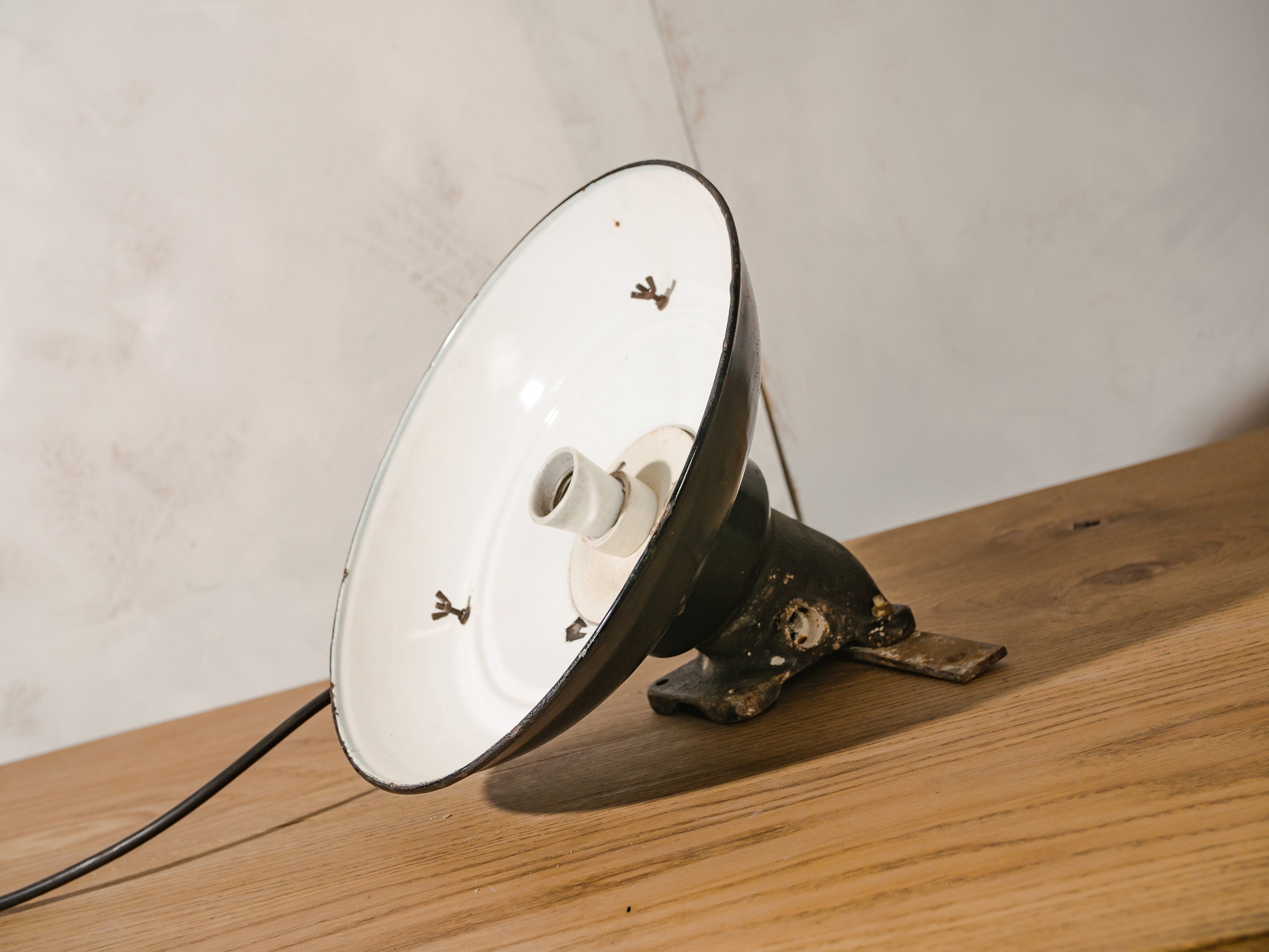 Enamel Vintage Wall lamp, French Industrial fixture, Retro Workshop lighting, Rustic Factory lamp