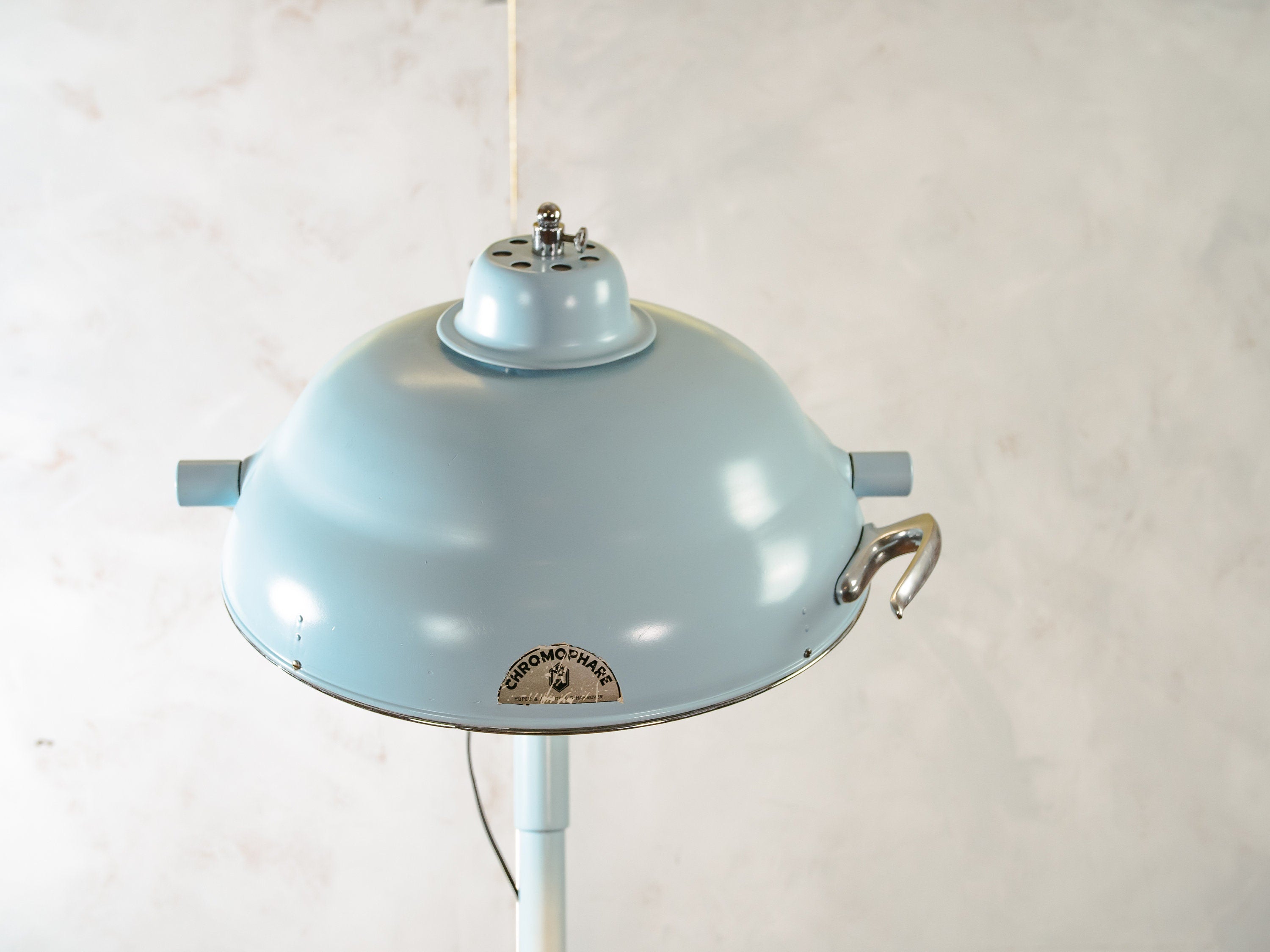 Vintage operatielamp van Chromophare uit de jaren 50, Retro blauwe leeslamp, medische lamp, chirurgische spot, Scialytique verlichting upcycled