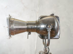 Mid-century Theaterlamp Staande lamp, Gepolijste Strand Electric Patt 23N Jaren 60 op Teakhouten Verstelbare Statief, Vintage Filmspot
