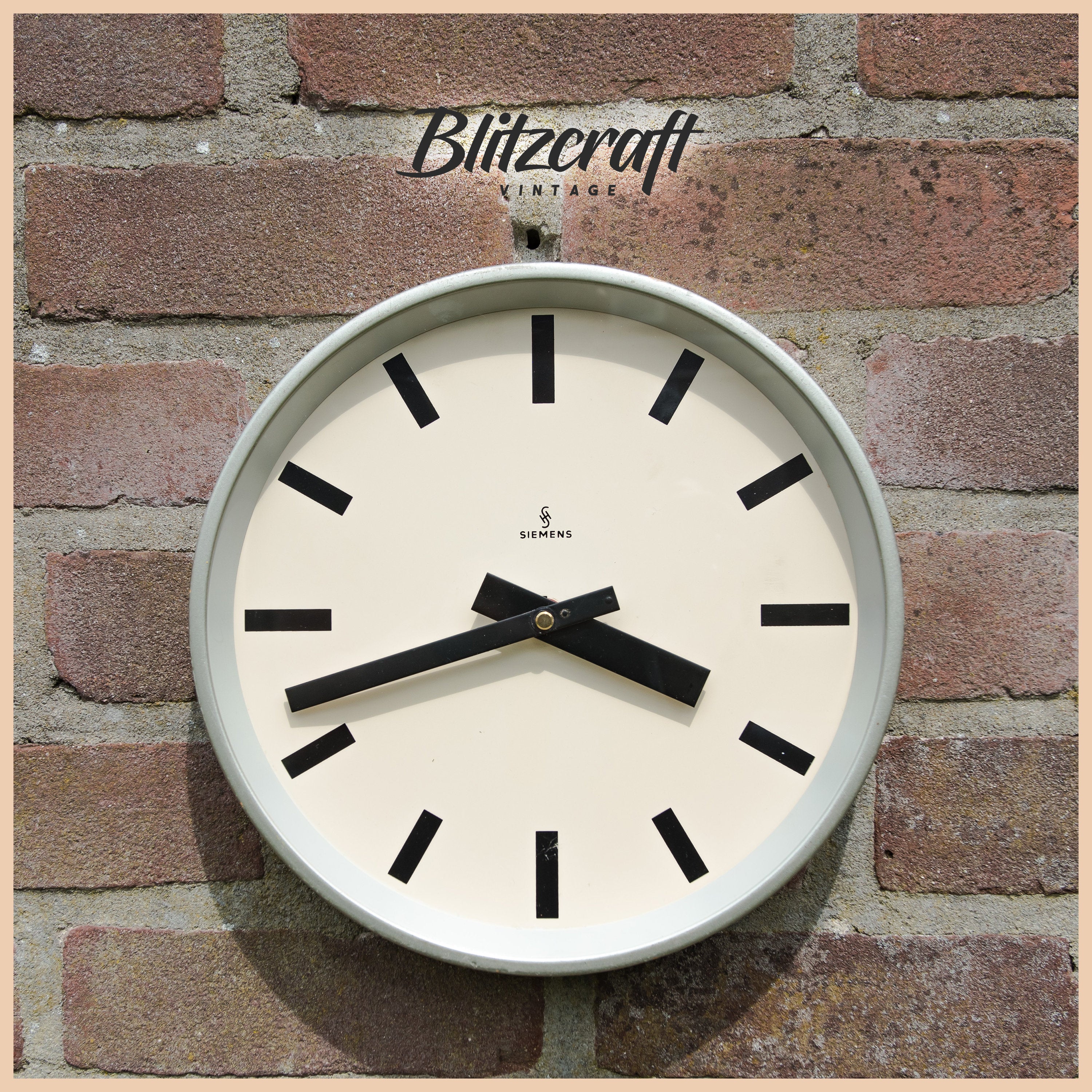 Siemens Slave Clock, Fabrieksstijl Tijdstuk, 1970 Interieur Muurdecoratie, Geschenk Nieuw Huis Housewarming