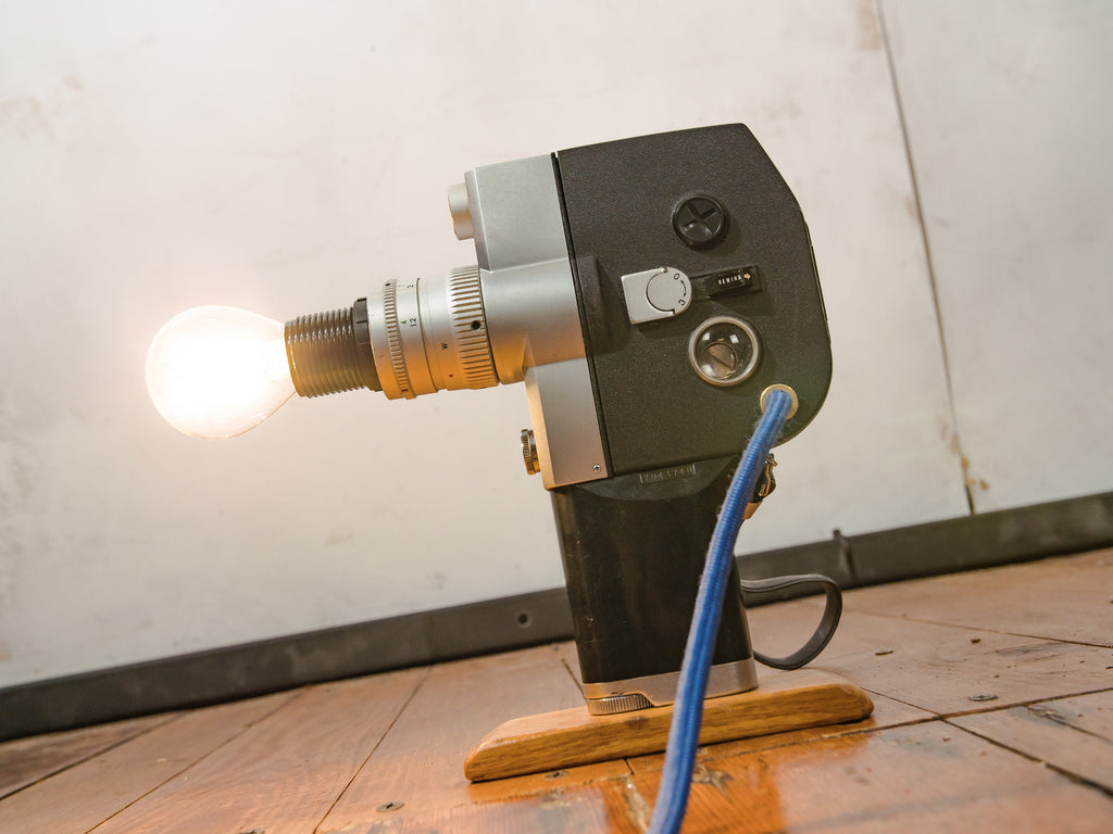 Filmcameralamp, hergebruikte Fujica P300 Single 8 filmcamera uit de jaren 70 Bureaulamp, nachtkastjelamp, cinematografie bureaulamp - bioscoopcadeau