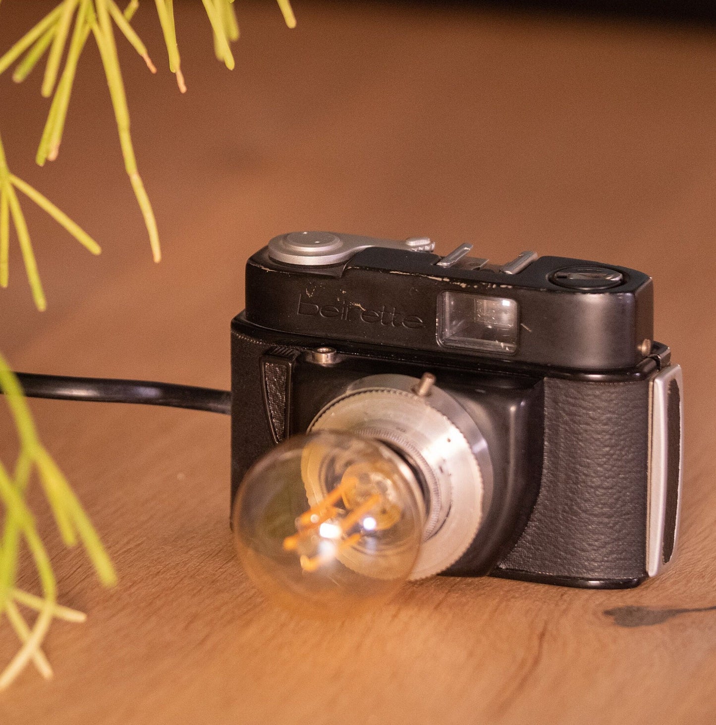 Analog Camera Table lamp, Beirette 1960s Desk lamp, Photographers office lighting, Photography Bedside light, Unique Sideboard lamp gift