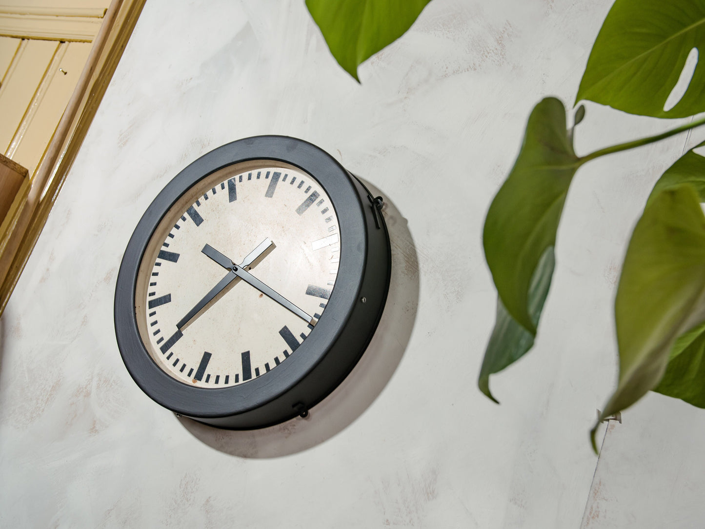 Large Station Clock Ø 50 CM, 1950s Industrial Factory Wall clock from Poland, Big Clock with Quartz Mechanism