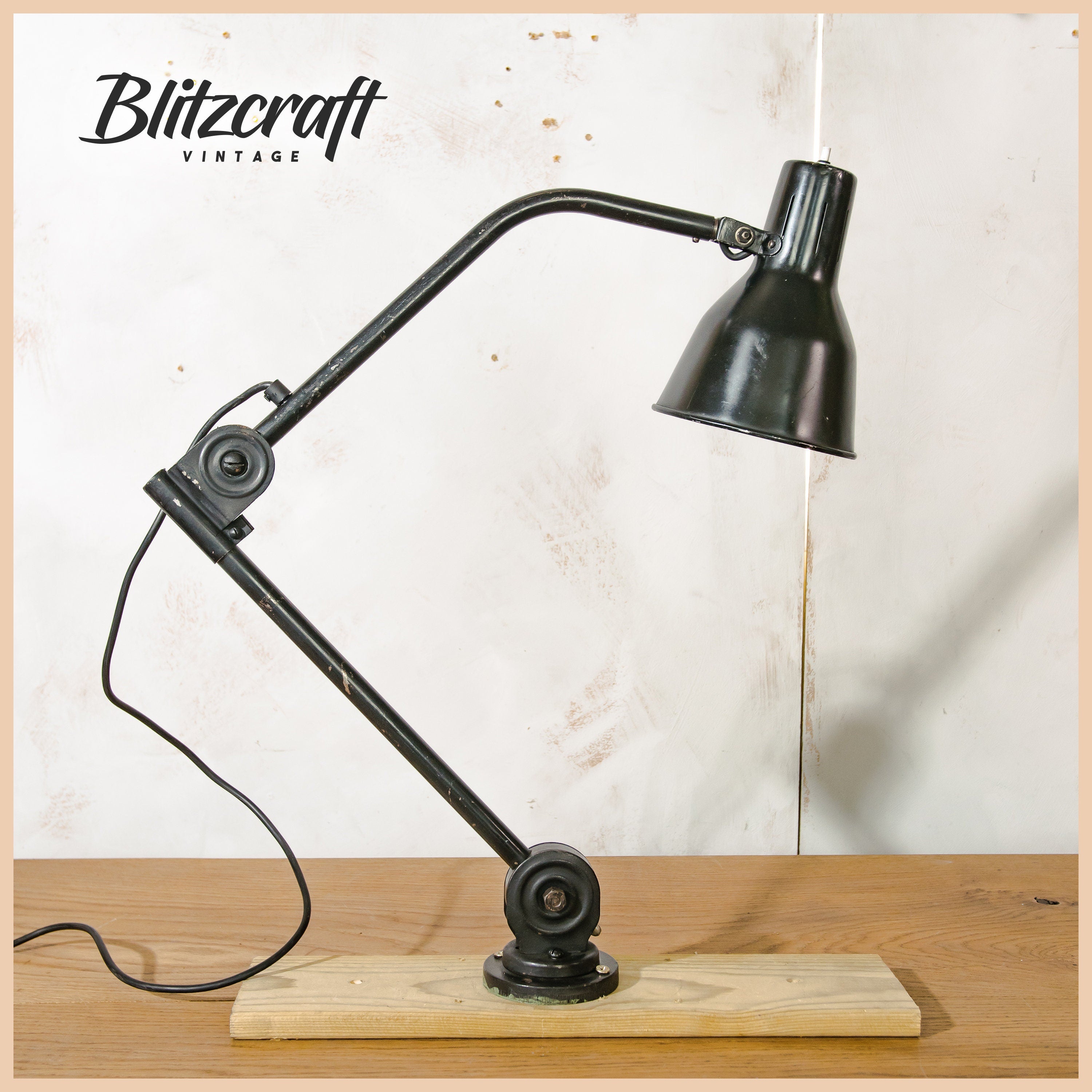 H. Busquet 1940s Hala Zeist 2 Arm Wandlamp of Tafellamp, Vintage Fabriekswerkplaatslamp, Model 122 Designer Bureaulamp
