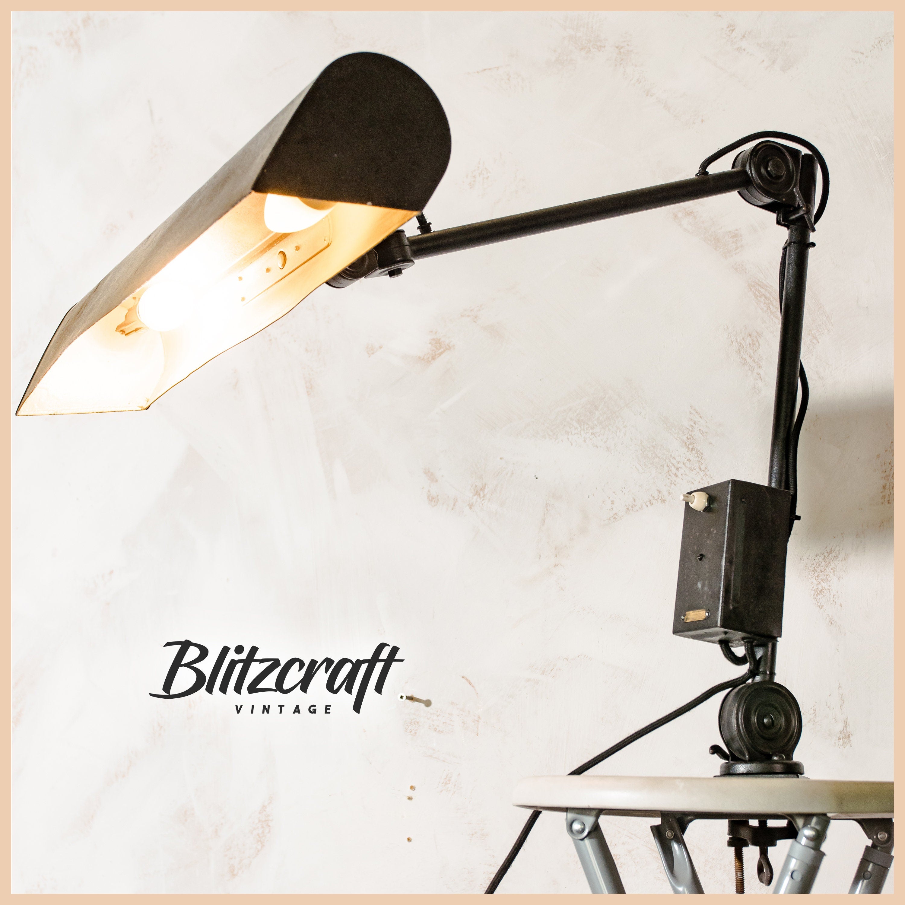 Rare Antique Banker's Light by Hala 1930s, Vintage Workshop Light, Adjustable Swing Arm Jewelers Lamp, Bauhaus Clamp lamp period Lampshade