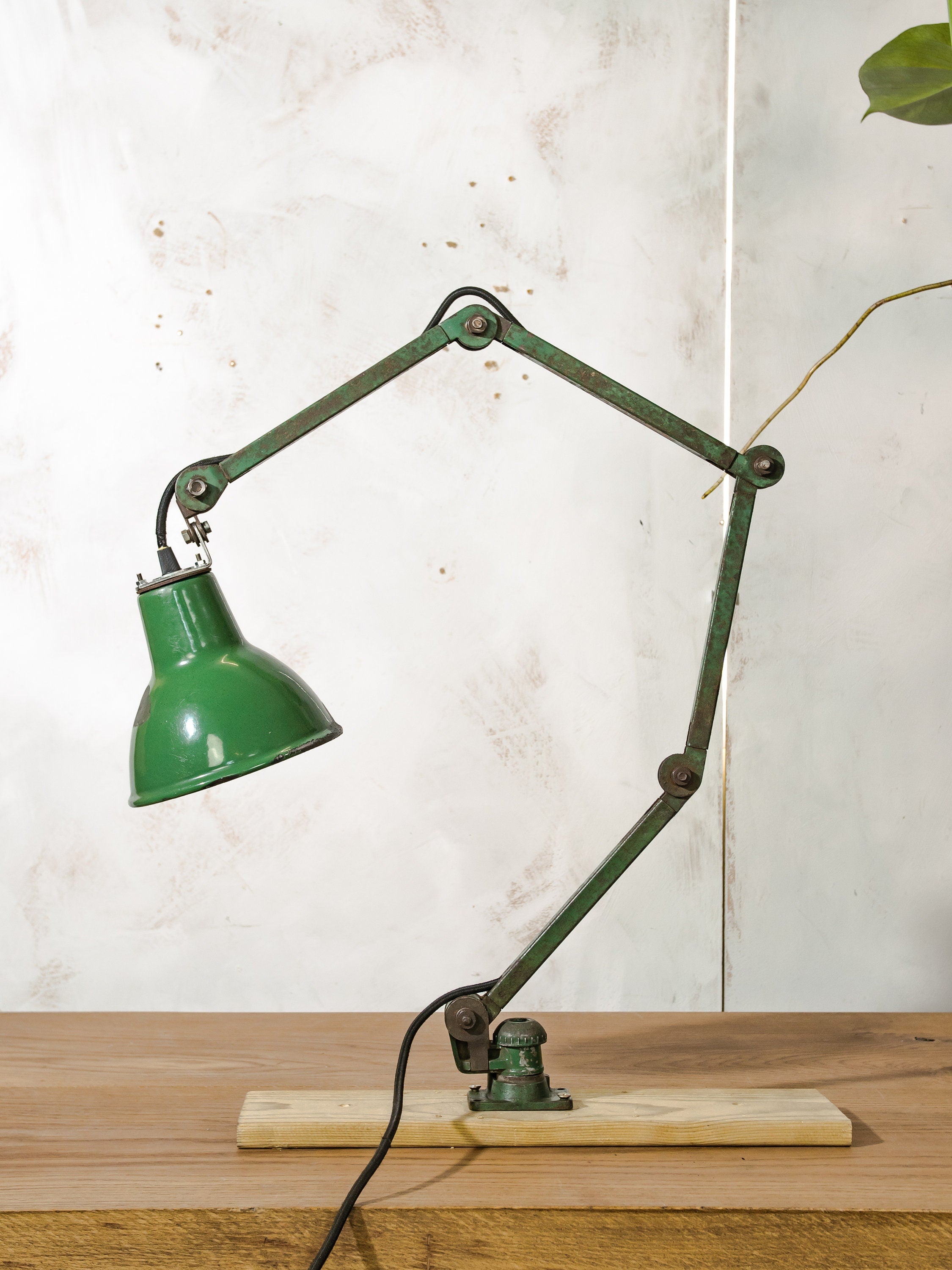 Vintage industrial 4 arm Work lamp by EDL, Rustic Green 1950s Machinist Lamp with original labels, Workshop Desk lamp, Enamel Lamp shade