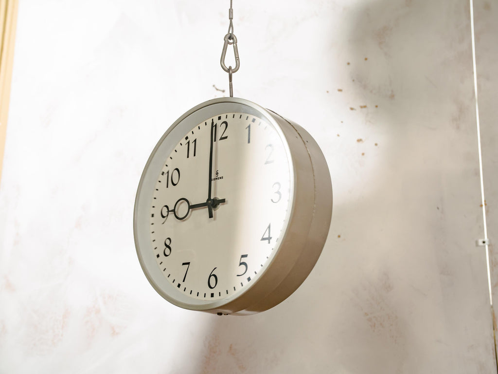Double Sided SIEMENS Hanging Station Clock 1970s, Diameter 28CM, Unique Industrial Factory decor