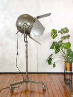 Mole Richardson 612 Sputnik Hollywood Film Spotlight on M&R Rolling Tripod, 1950s Rare TV Projector, Made in England, Unique Vintage light
