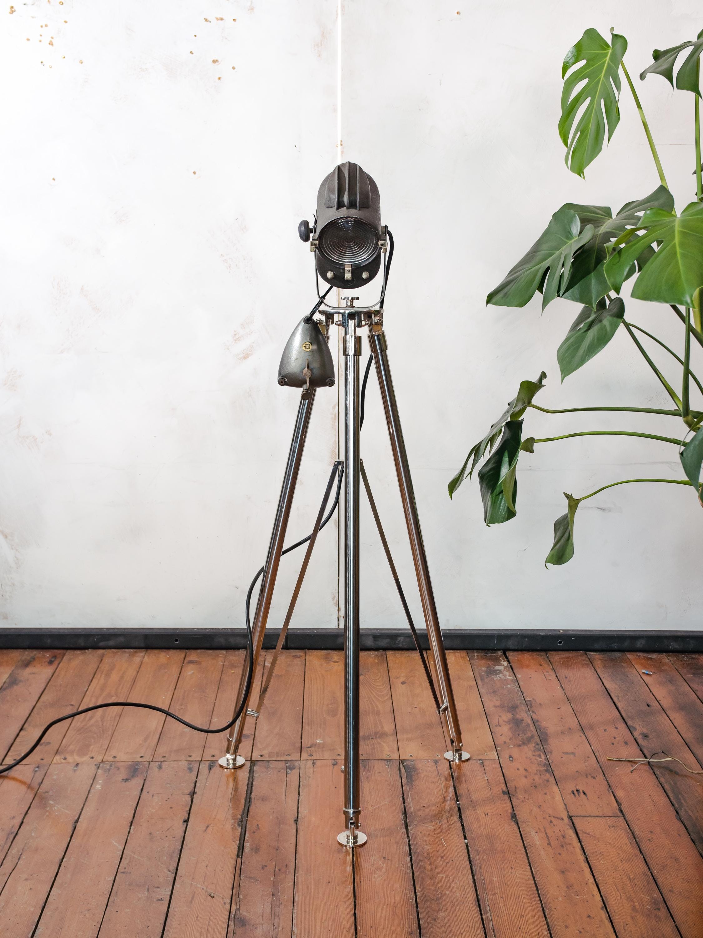 French LITA Theatre Spotlight 1950s on Chrome Tripod Floor Lamp, Fresnel Stage light Floor lamp, Original and Mint condition