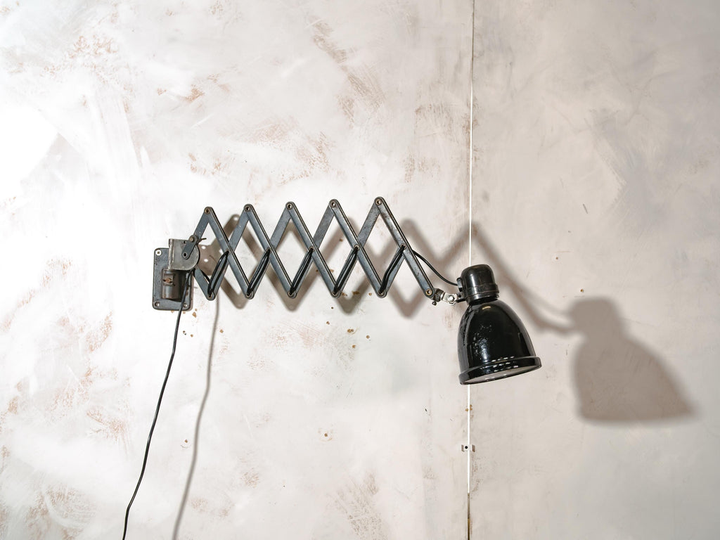1930s SIEMENS Scissor Lamp with FABRILUX enamel lampshade, Industrial Wall Mounted Task Lighting