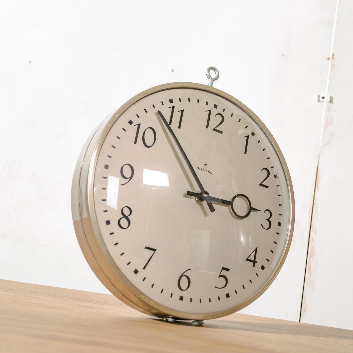 Double Sided SIEMENS Station Clock 1970s, Diameter 28CM, Two faced Chrome Factory Hanging Secondary Round Clock