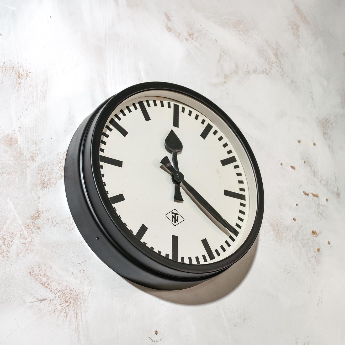 Industrial Black metal Station Clock by TN Telefonbau und Normalzeit Germany, 1950s Factory Timekeeper