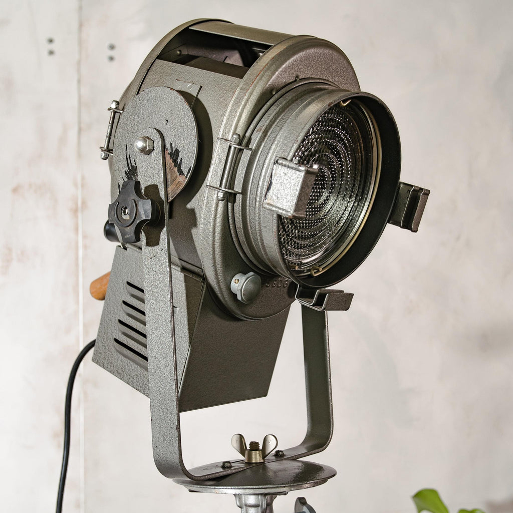 Antique A.E. Cremer Paris 1950s Gray Film Spotlight on Original Tripod, Theatre lamp, Industrial Retro Fresnel Floor lamp, Art deco lighting