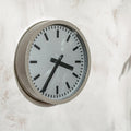 1970s Wall Clock Industrial Design used by PTT Netherlands, Quartz Mechanism, Diameter 34CM, Vintage School clock Timekeeper