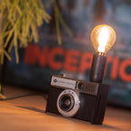 Vintage cameralamp, Agfa Isomat Rapid C jaren 60 camera kinderbedlamp, oude fotocamera tafellamp, cadeau fotograaf, foto bureaulamp