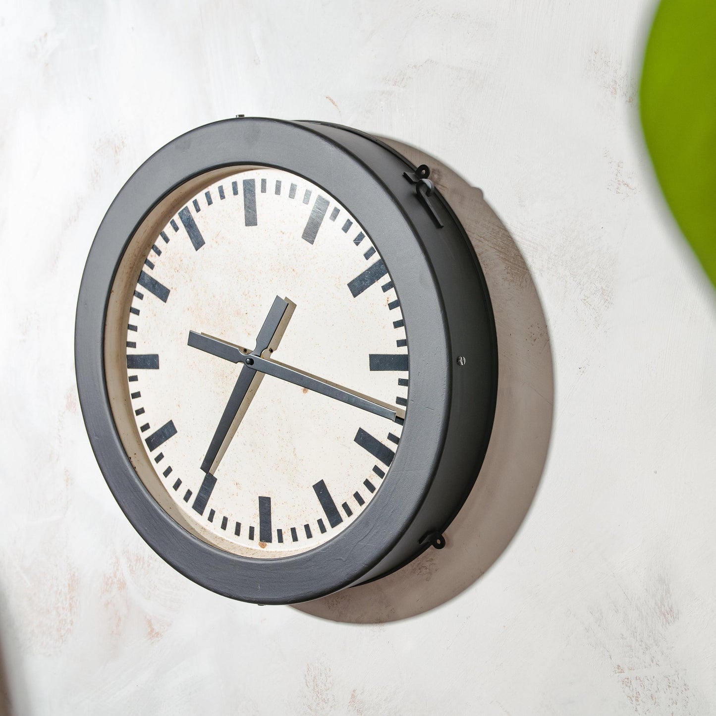 Large Station Clock Ø 50 CM, 1950s Industrial Factory Wall clock from Poland, Big Clock with Quartz Mechanism