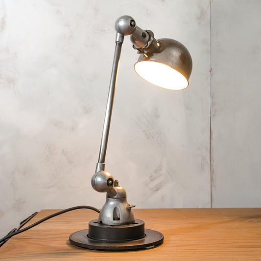 Jielde Lamp Lyon, Gray 1950s 1 Arm Workshop light, Classic Jieldé on Brake disc, Industrial Designer Desk Lighting made by Jean Louis Domecq