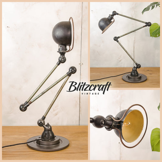 Designer 1960s French Jieldé 3 Arms Loft Workshop Lamp - Black and Green Jielde by Jean Louis Domecq - Articulated art deco Table lamp